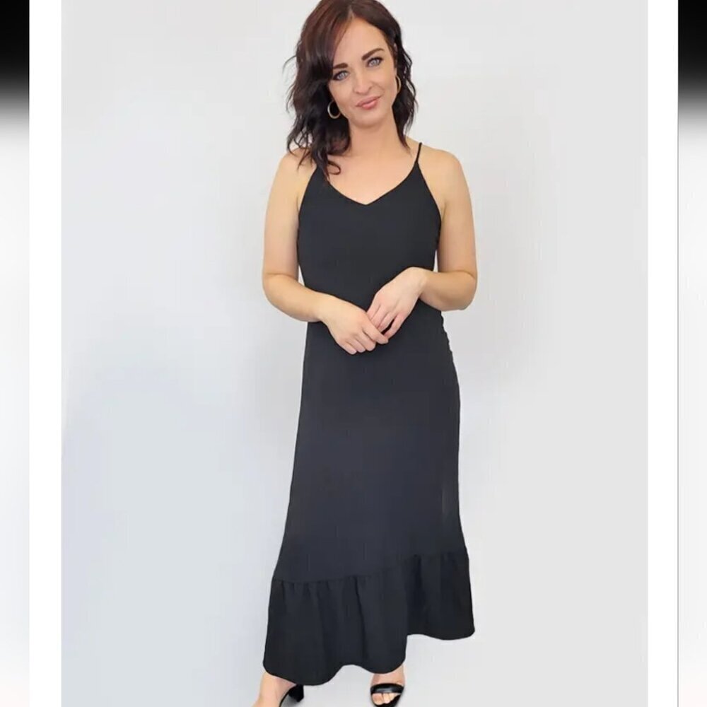 Avery Rayne Black Sleeveless V-Neck Knee-Length Dress large